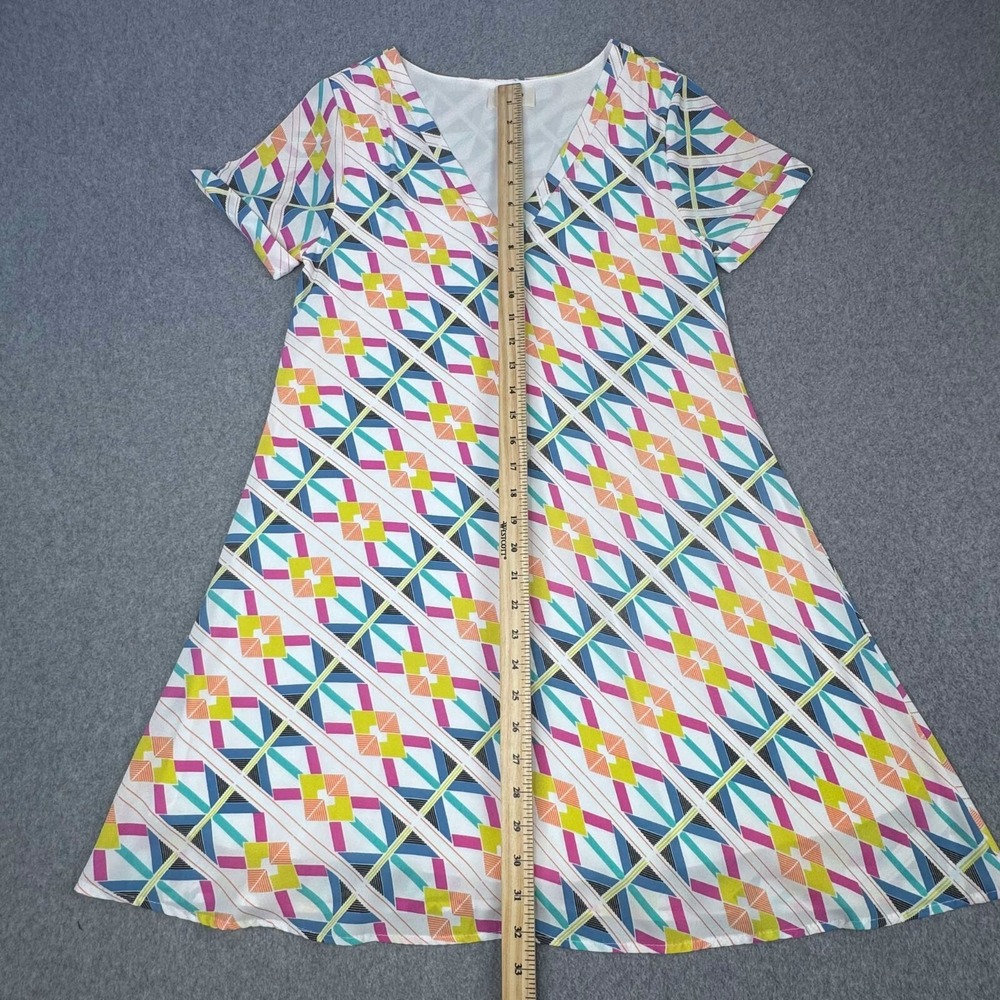 Everly Shift Dress Womens Small Lined V-Neck‎ Geometrical Pattern Short Sleeve - Picture 4 of 8
